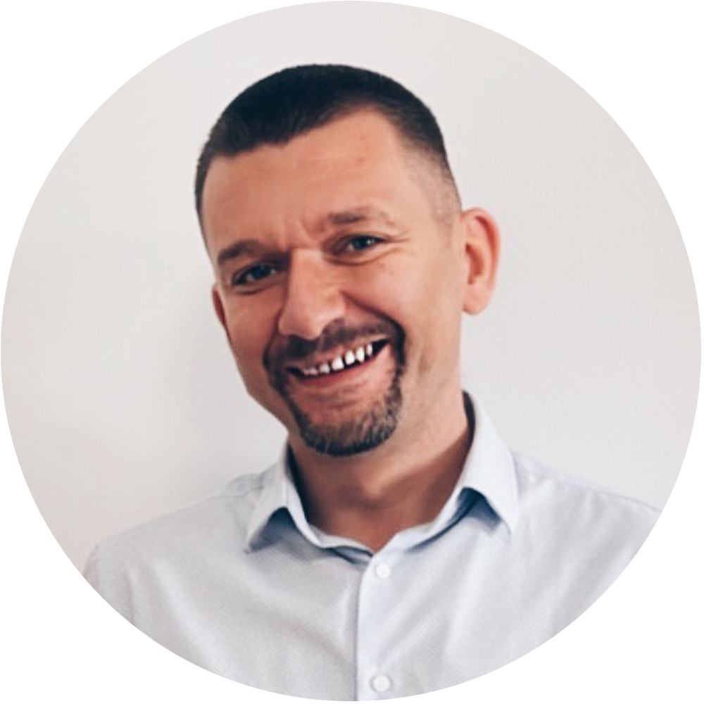 Zdjęcie 2 członka zespołu.